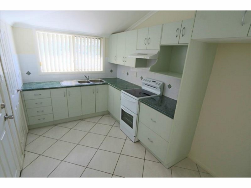 35 Dean Street, Berserker QLD 4701